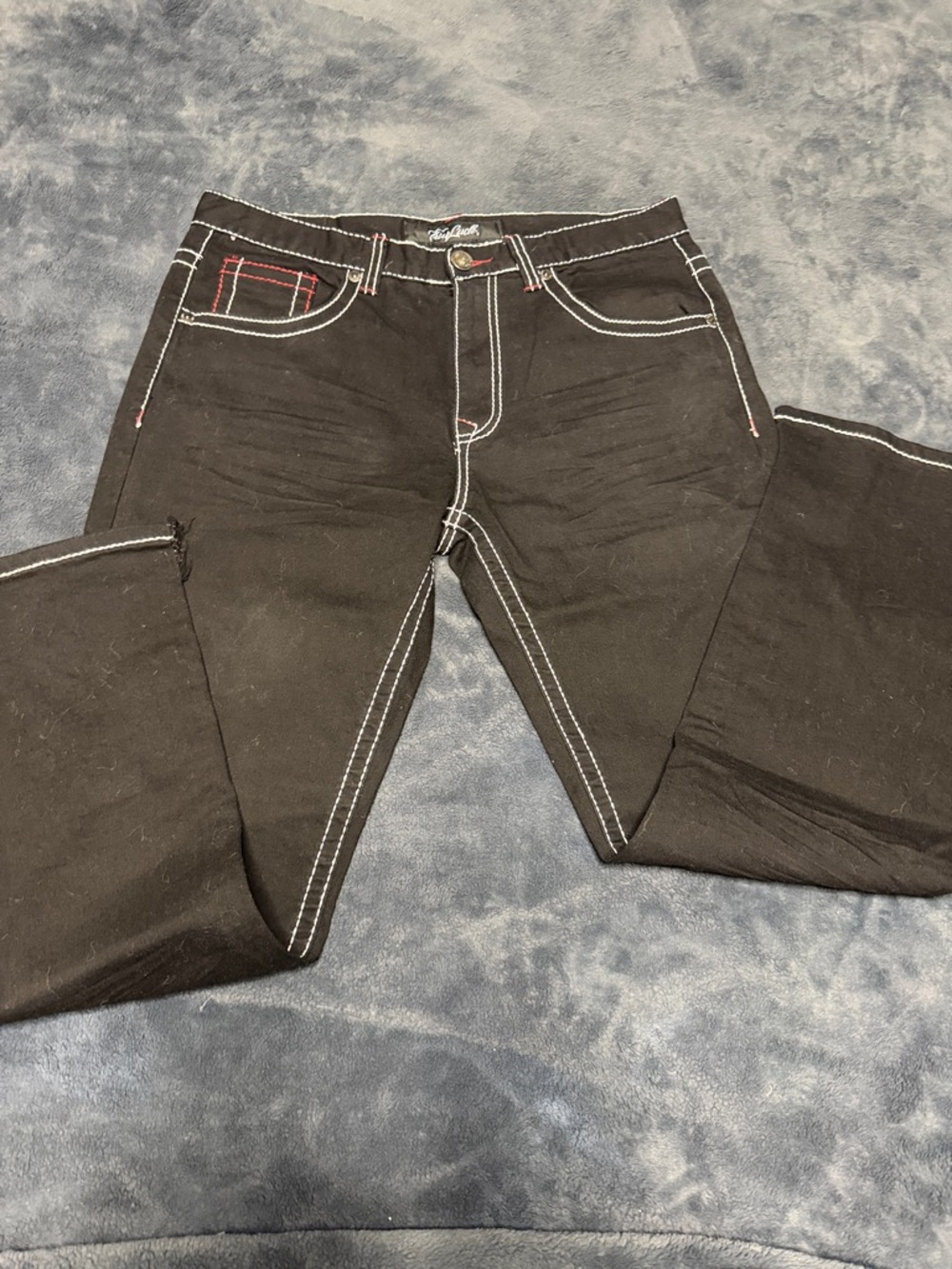 True Luck Black Men's Jeans with Contrast White Stitching. Size 34/30